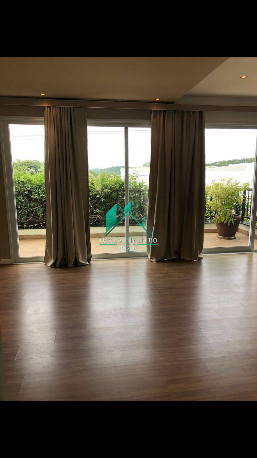 Casa à venda com 3 quartos, 245m² - Foto 4