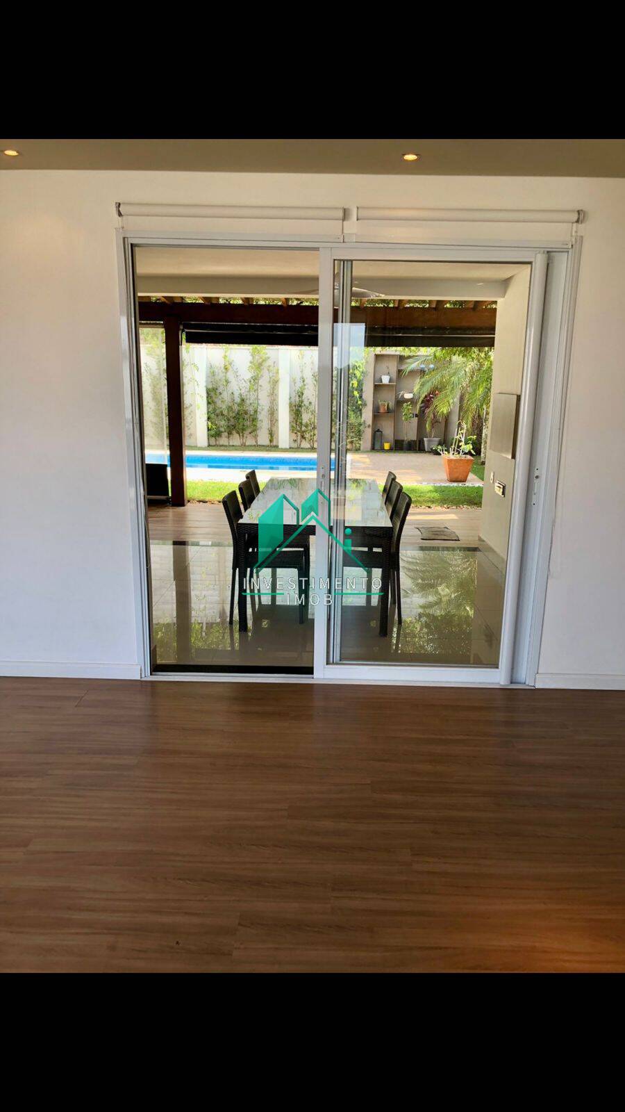 Casa à venda com 3 quartos, 245m² - Foto 8