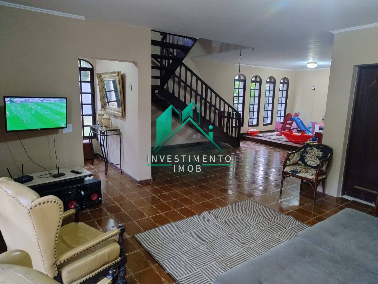 Casa à venda com 3 quartos, 600m² - Foto 5